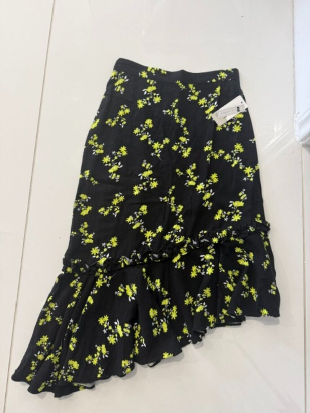 NWT BP. Floral Asymmetrical Ruffle midi skirt XXS black Yellow
